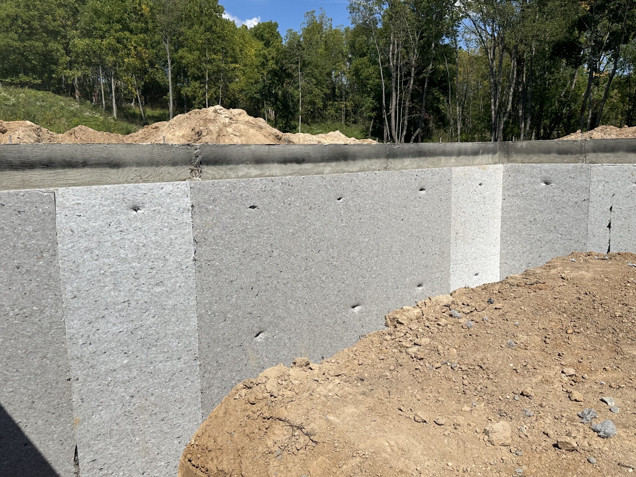 Img 1096 Insuldri Foundation Wall